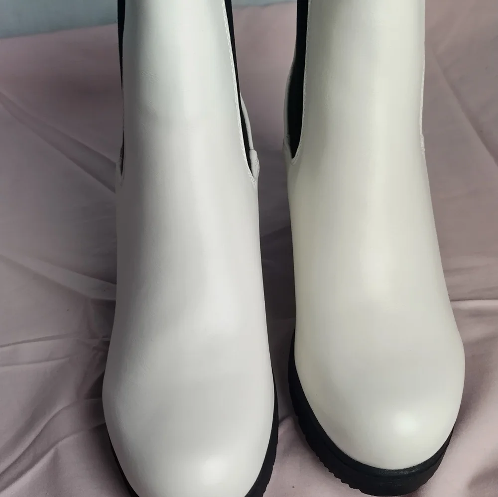 Dream Pair Women's Size 6 Ankle Platform Boots Thick Sole Balance